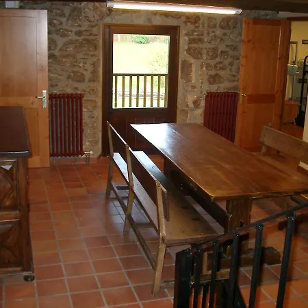 Hostel Can Mateu Vilanova de Sau